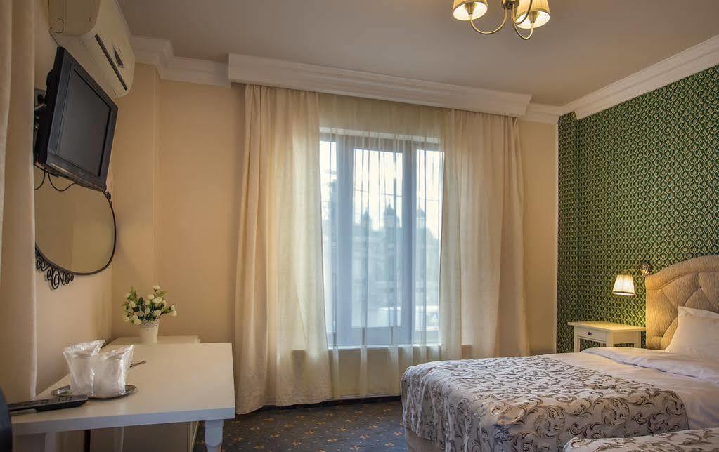 Hotel Eden Iasi Exterior foto